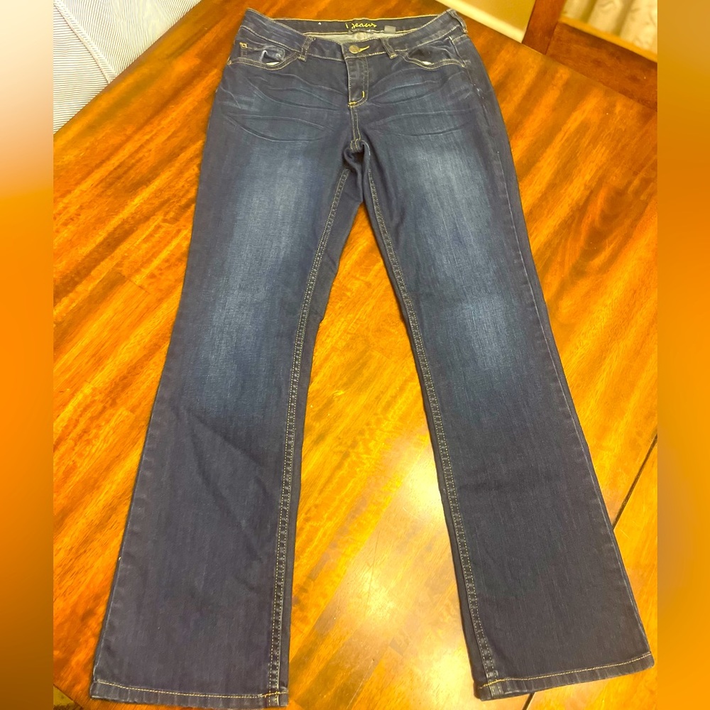 i jeans by Buffalo women’s size 16 regular. Dark color slight flare